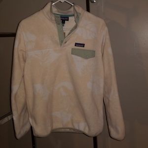 Patagonia pullover sweater